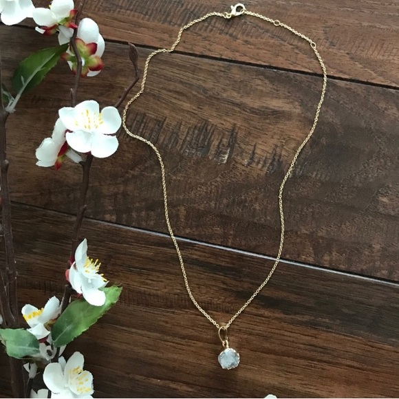 Jewelry - Dainty Druzy Necklace - Boho